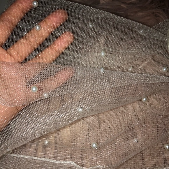 •Dress - Picture 2 of 3